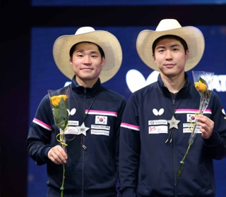 장우진-김종훈, 세계탁구선수권 첫 은메달... 한국 남자복식 최초..
